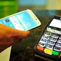 Novo vírus pode clonar cartão pelo celular; veja como funciona imagem