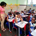 Prefeitura de Salvador garante piso salarial para professores; entenda imagem