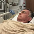 Quadro de Bolsonaro agrava e ex-presidente segue na UTI imagem