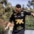 Retornando de lesão, Neymar pode enfrentar o Vitória no Barradão imagem