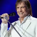 Roberto Carlos na Globo: emissora precisa voltar atrás após erro grave imagem