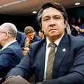 Senador destina R$ 3 milhões em emenda a estrada onde fica seu hotel imagem