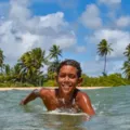 Surfista baiano de 10 anos pode entrar para o Guiness Book imagem
