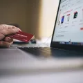 Tributos para compras de até US$ 600 por ano podem ser isentos imagem