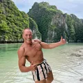 Van Damme é acusado de fazer sexo com mulheres traficadas imagem