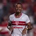 Vitória encaminha contratação do atacante Léo Pereira do CRB imagem
