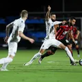 Vitória fica no empate contra o Grêmio no Barradão e pode entrar no Z-4 imagem