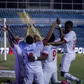 Vitória quer manter retrospecto positivo contra o Ceará; veja números imagem