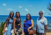 Afundamento do ferry-boat: baianos e turistas se reúnem para assistir imagem