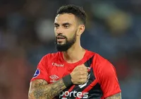 Alvo do Vitória, Mastriani acerta com gigante da Série A do Brasileiro imagem