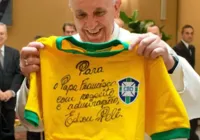 Apaixonado por futebol, Papa disse que preferia Pelé a Maradona e Messi imagem