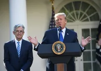 Apesar de altas críticas, Trump não deve ‘demitir’ presidente do Fed imagem