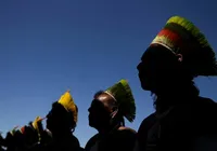 Avanço? Brasil elegeu 5 deputados indígenas em 2022 imagem
