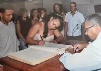 Baiana descobre que é casada com o próprio cunhado: "Revoltante" imagem