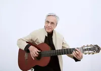 Caetano Veloso revela se vai mesmo encerrar carreira após turnê imagem