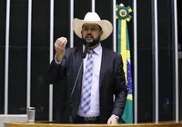 "Chupa aqui para ver se sai leite", dispara deputado em plenário imagem
