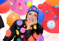 Xuxa lança novo álbum e pode trazer turnê para a Bahia: "Terra incrível" imagem