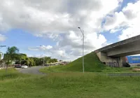 Corpo é encontrado carbonizado perto de shopping em Salvador imagem