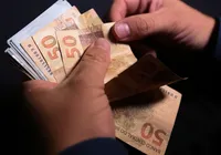Desde o lançamento há mais de 30 anos, real perdeu 87% do valor