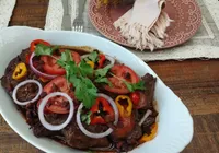 Do leite materno à  refeição, a comida afetiva traz doces  lembranças