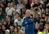 Dorival está 'balançando' e pode ser demitido da seleção após vexame imagem