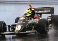 Em Estoril, há 40 anos, Senna deu 1º passo da brilhante carreira na F1 imagem
