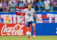 Em alta, Luciano Juba tem desempenho superior aos laterais da Seleção imagem