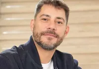 Evaristo Costa relata experiência no Carnaval de Salvador: “Apanhei” imagem