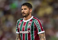 Ex-Bahia faz gol no último lance e decide para o Fluminense; assista imagem