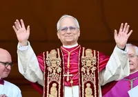 1º gesto do Papa Leão XIV vai na contramão de Francisco; descubra qual