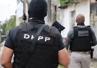 Homem é morto a tiros em frente à casa da mãe no interior da Bahia imagem