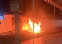Prefeito de cidade baiana tem carro incendiado imagem