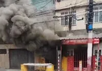Incêndio de grandes proporções em Salvador; imagens impressionam imagem