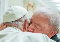 Lula vai comparecer ao funeral do Papa Francisco imagem