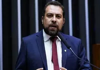 Guilherme Boulos pede o fim do aplicativo Discord no Brasil imagem