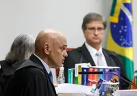 Moraes lê relatório e PGR reforça que Bolsonaro buscou manter poder imagem