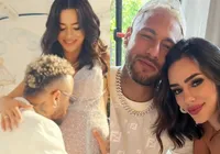 Neymar ignora mães dos filhos em homenagem e web reage
