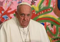 Papa Francisco não está mais em perigo, diz boletim imagem
