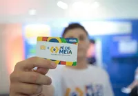 Pé-de-meia: nascidos em março e abril recebem incentivo nesta terça imagem