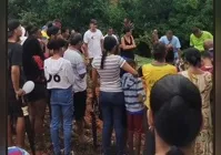 Protesto marca enterro de jovem morta pelo ex-namorado na Bahia