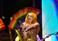Salvador: Pabllo Vittar e cantores baianos lotam Praça Municipal imagem
