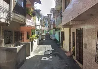 Suposto traficante tenta tomar fuzil de PM em Salvador imagem