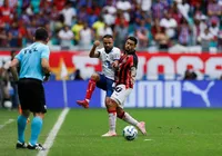 "Tinha que sufocar eles", lamenta Ronald pela derrota para o Bahia