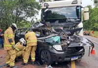 Três pessoas da mesma família morrem após batida na Bahia imagem