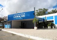 Vereadores de Camaçari detonam Maturino e suspeitam de corrupção imagem