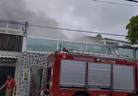 Casa é atingida por incêndio em Piatã; veja vídeo imagem