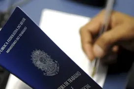 Nem 6x1, nem 5x2! Brasileiros querem outro regime de trabalho, diz Abras - Imagem