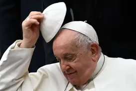 A morte do Papa no fogo da política, com os bolsonaristas no ataque - Imagem