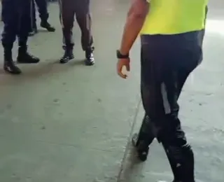 Agente da GCM atira em van durante confusão no aeroporto de Salvador