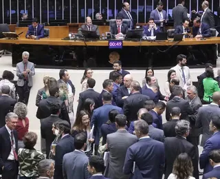 Mais deputados no Brasil? Câmara aprova aumento de 513 para 531